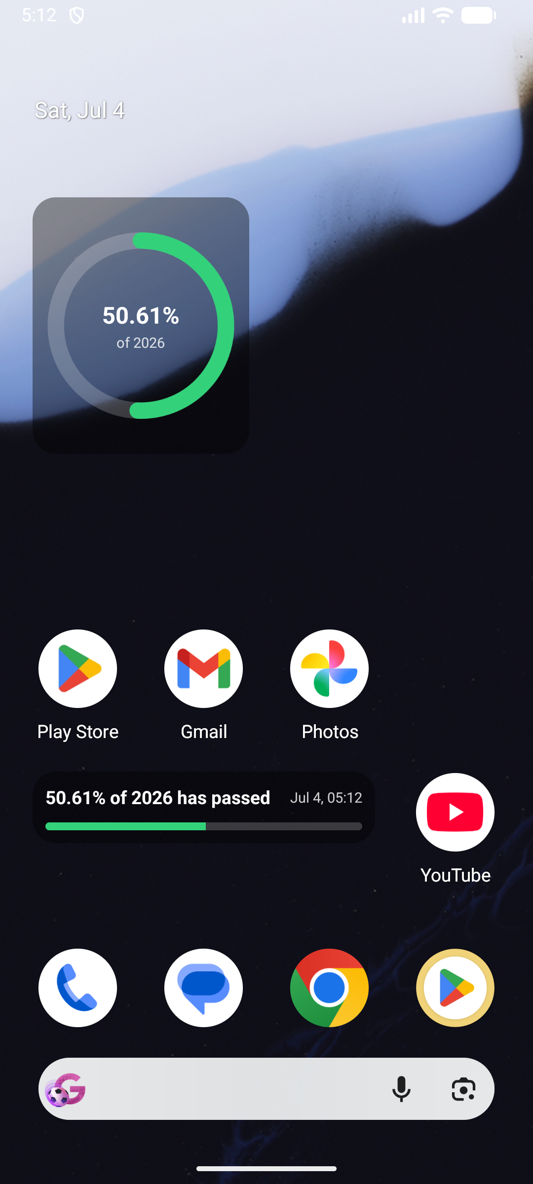 Android home screen with the World Progress ring and bar widgets
